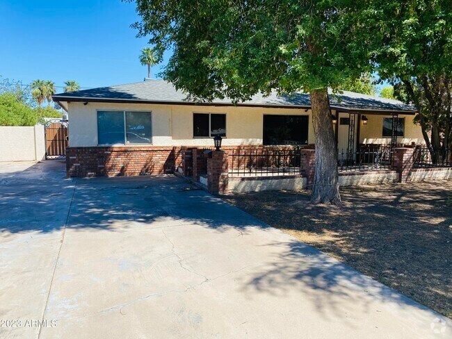 Building Photo - 1418 E Williams St Rental