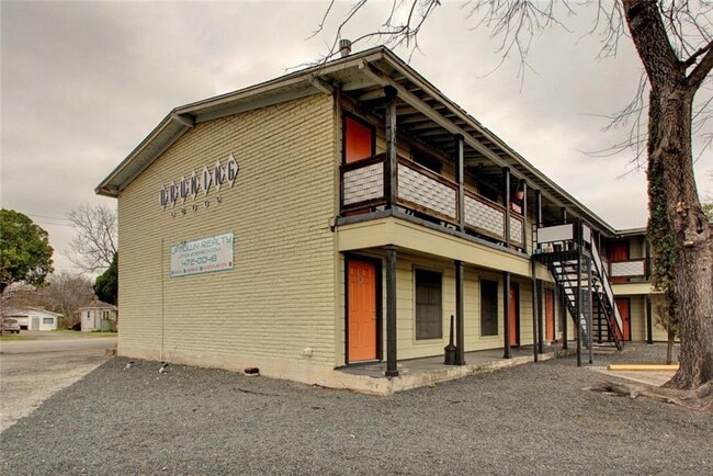 Building Photo - 5100 Bruning Ave Unit 101