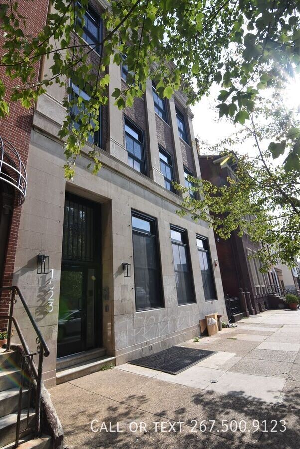Photo - 1523 W Girard Ave Unit 302