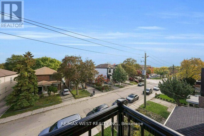 Photo - 502 Atlas Ave