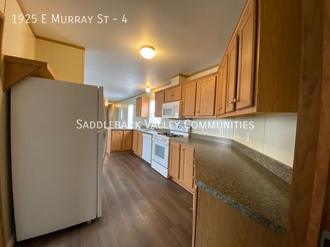 Photo - 1925 E Murray St