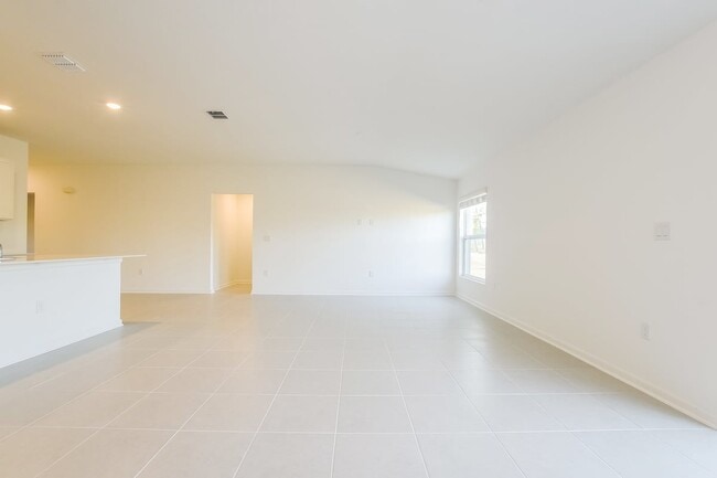 Photo - 1338 Inkberry Cir