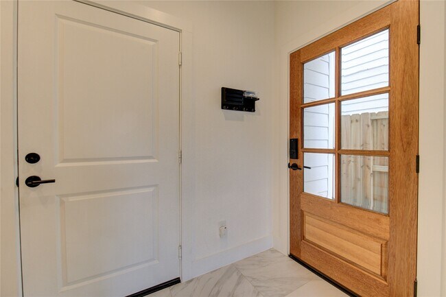 Photo - 10926 Fire Creek Dr