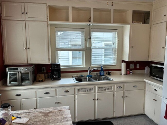Photo - 4 Bed 1.5 Bath Off State Street Available June 1st!