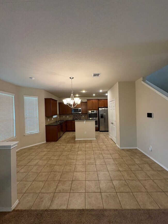 Photo - 4 bedroom home located in Yowell Ranch