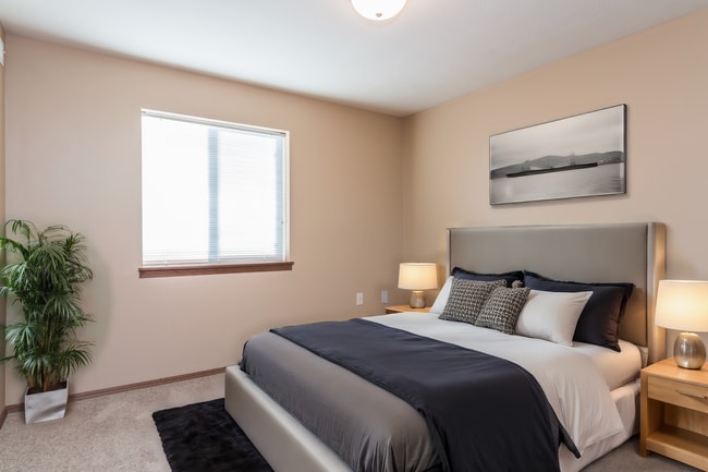 Photo - Willow Creek Townhomes