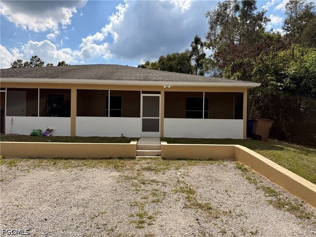 Building Photo - 758 Holmes Ave