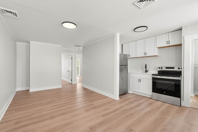 Photo - 14 Fowler St Unit 2