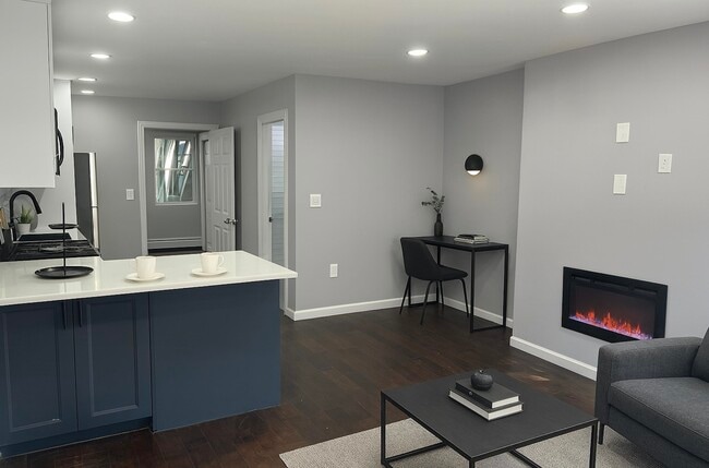 Building Photo - 58 Astor Pl