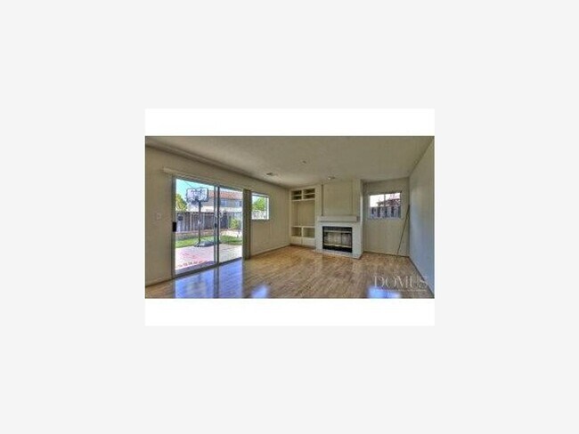 Photo - $4,800 / 5 BR - STUNNING UNION CITY MODEL HOME FOR RENT