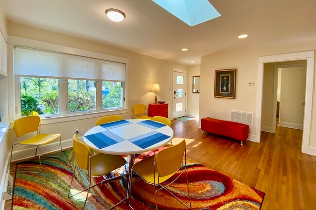 Photo - 1606 Carolina Ave