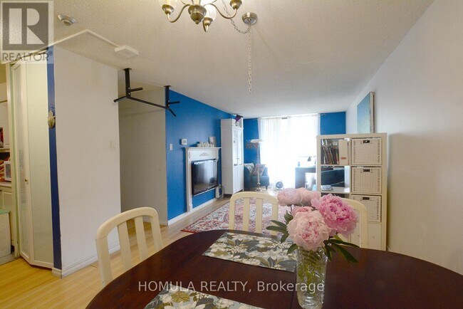 Photo - 250 Jarvis St Unit 303