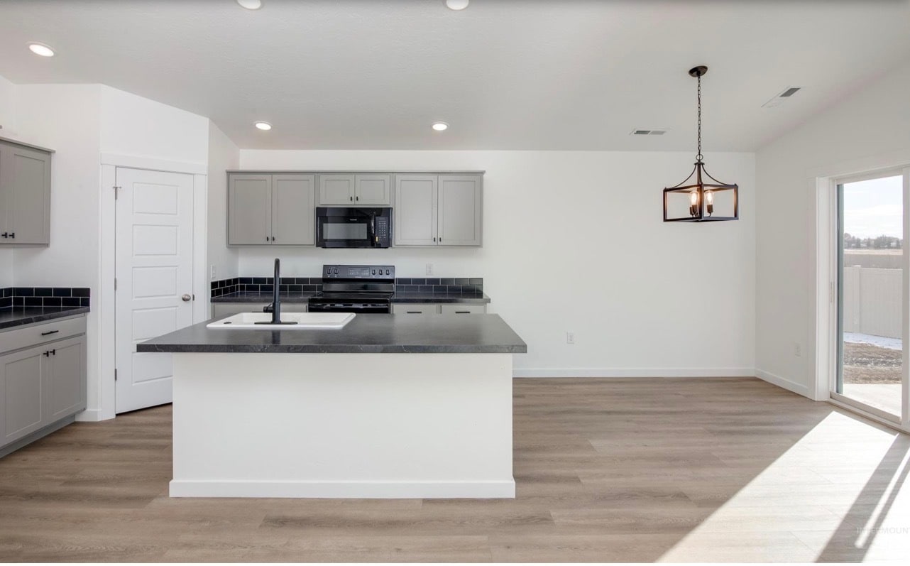 Photo - 7557 E Flyway St