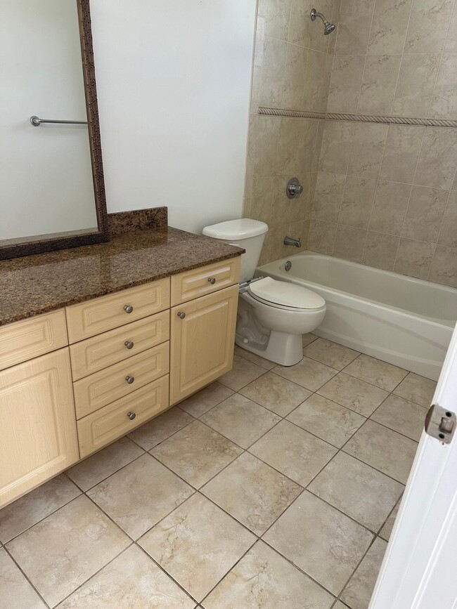 Photo - 932 N Federal Hwy