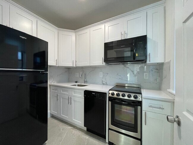 Photo - 90 Brainerd Rd Unit 14