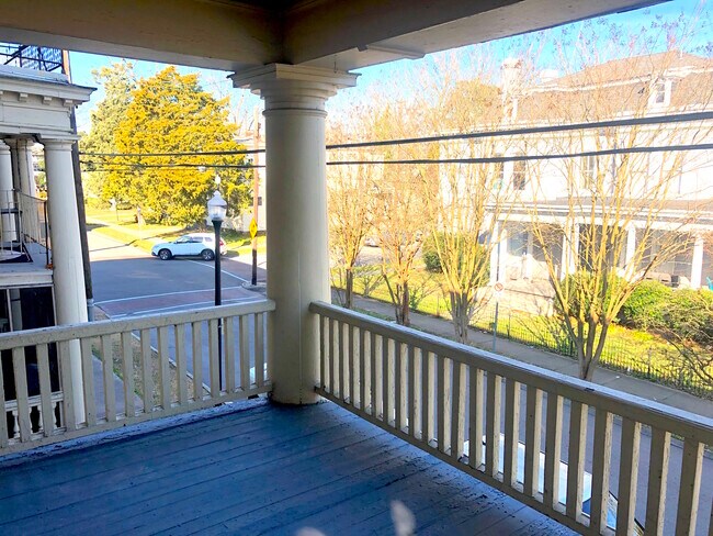 Photo - 303 Bank St Unit 6