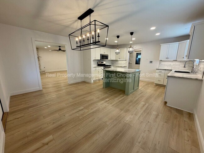 Photo - 10107 Old Mill Rd