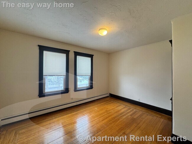 Photo - 40 A Linden Ave Unit #2