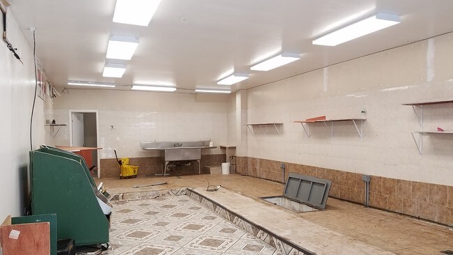 Photo - 2296 2nd Ave