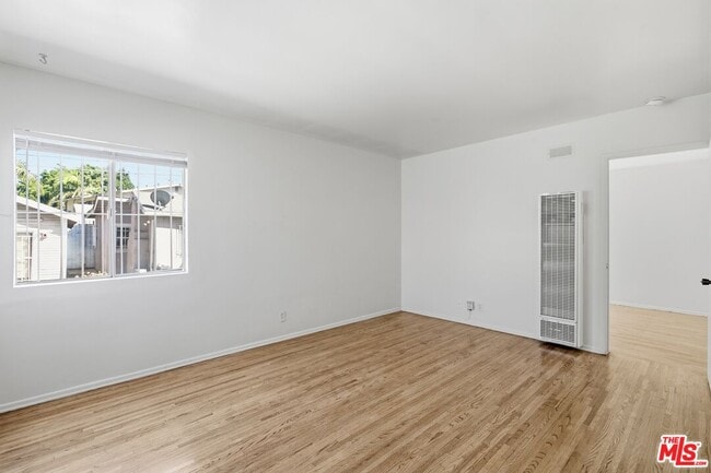 Photo - 2544 Thurman Ave.