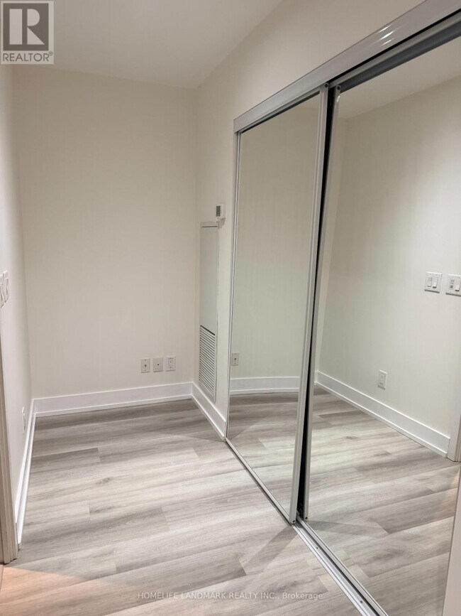 Photo - 70 Temperance St Unit 3701