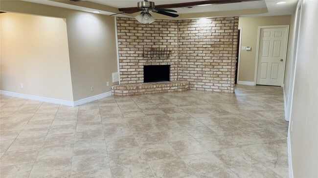 Photo - 3310 Glen Spring Dr