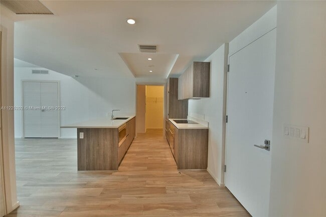 Photo - 801 S Miami Ave