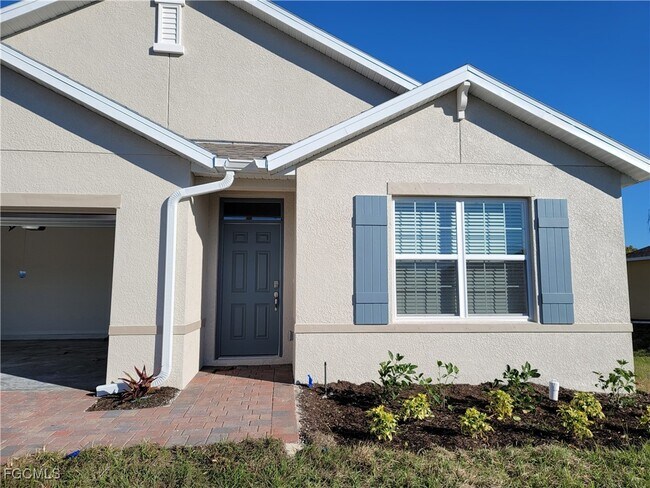 Photo - 334 SW 25th Ave House