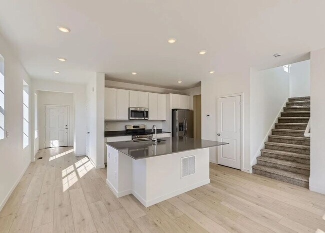 Photo - Luxurious CORNER LOT - 3bd 2.5 paired home in Dove Village!
