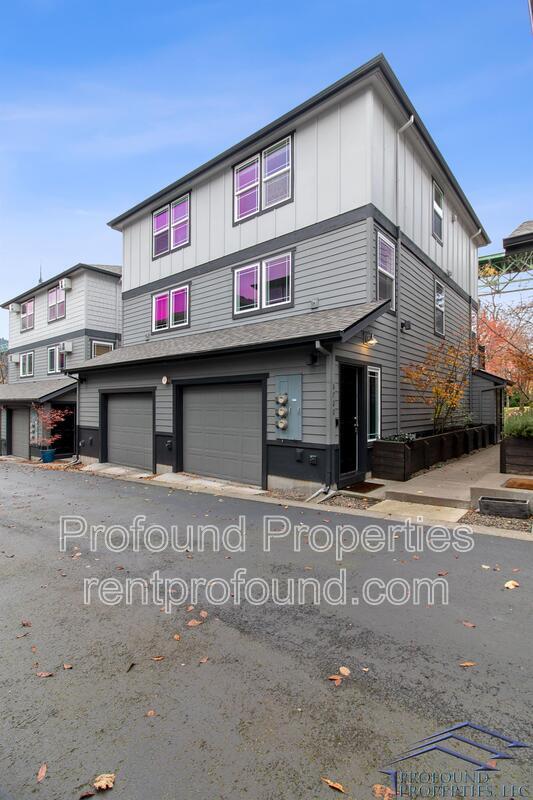 Building Photo - 6720 N Pittsburg Ave