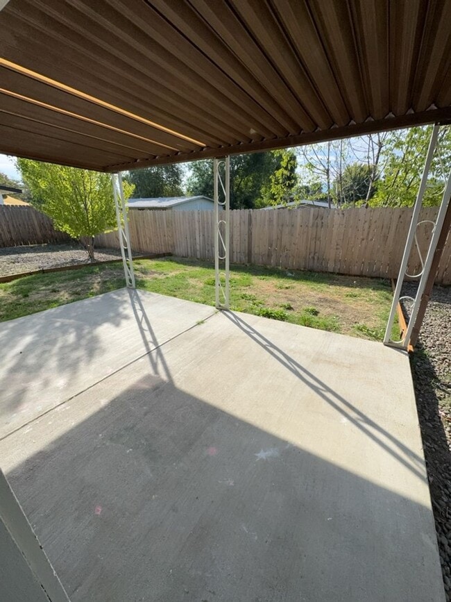 3006-3008 Alameda Unit 3008 Alameda***