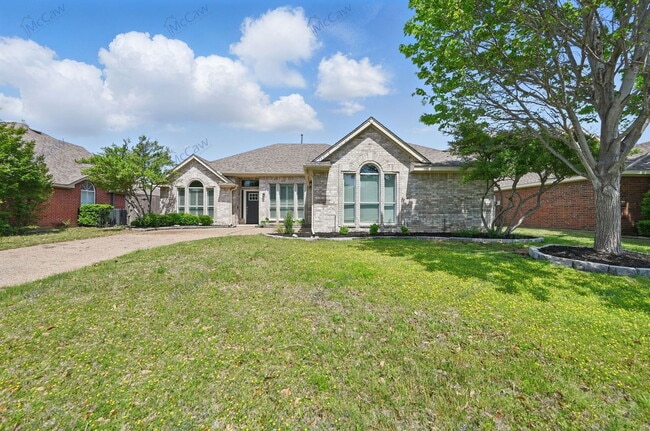Building Photo - 544 Layton Dr