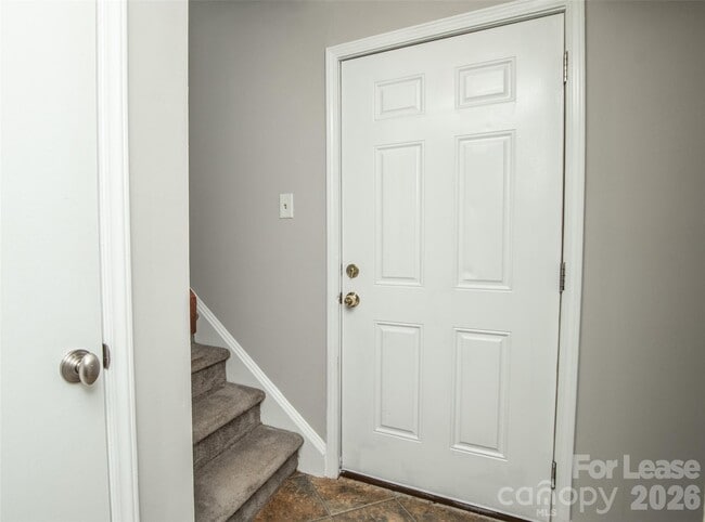 Photo - 7922 Horse Chestnut Ln