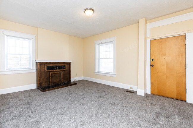 Photo - 811 Lexington Ave Unit 1