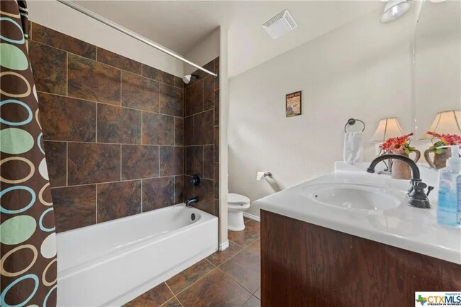 Photo - 8513 Surrey Dr