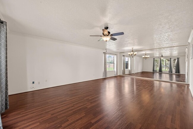 Photo - 11002 Heron Nest St