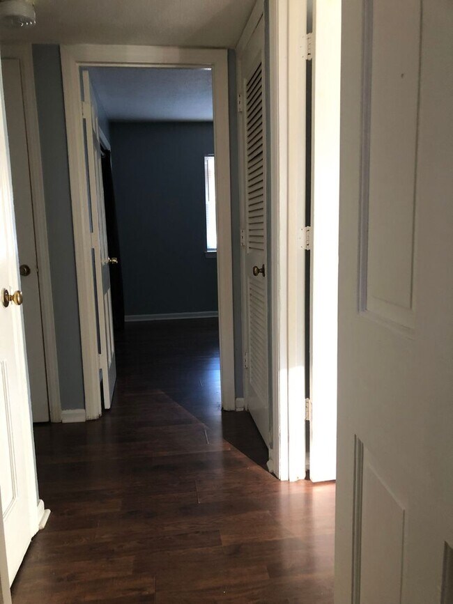 Photo - 3340 Pinewood Ave Unidad C