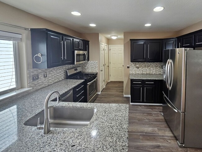 Photo - 703 Sitka Deer Ct NW