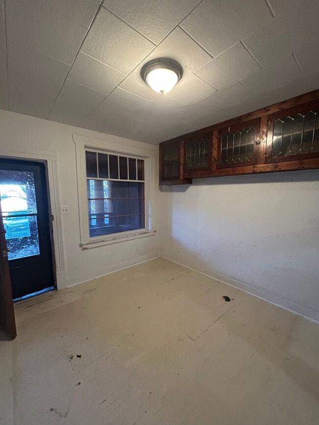 Building Photo - 818 Placer St