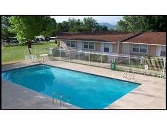 Photo - Springtree Gardens