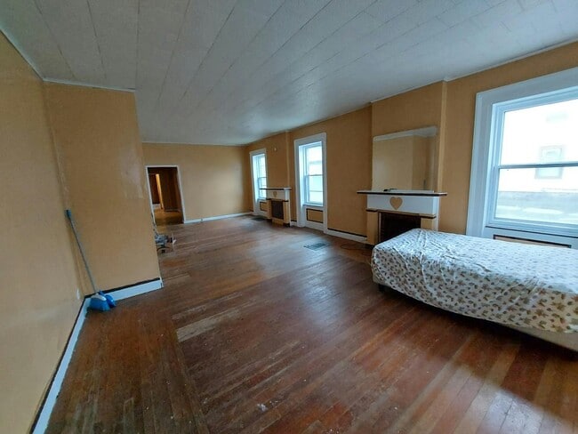 Photo - 181 Canal St Unit 1