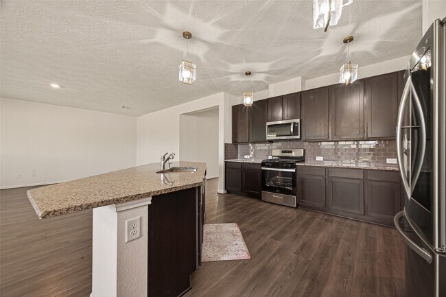 Photo - 15610 Birchdale Dr