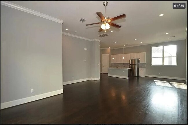 Photo - 4609 Nett St