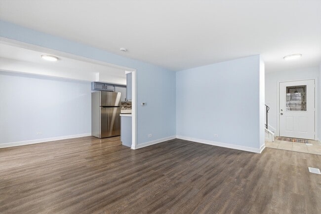 Photo - 7526 Bristol Ln