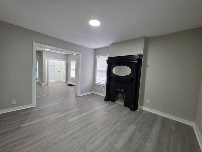 Photo - 3417 Wabash Ave