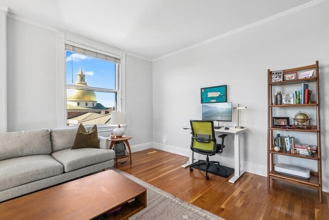 Photo - 21 Beacon St Unit 9H