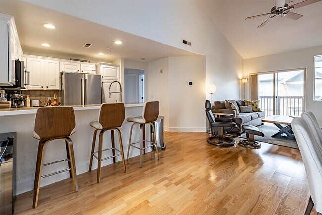 Photo - Redstone Foxpointe Townhome