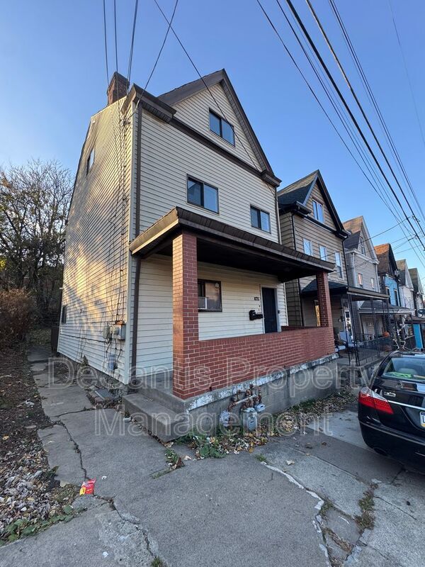 Photo - 2903 Stayton St Unit 2