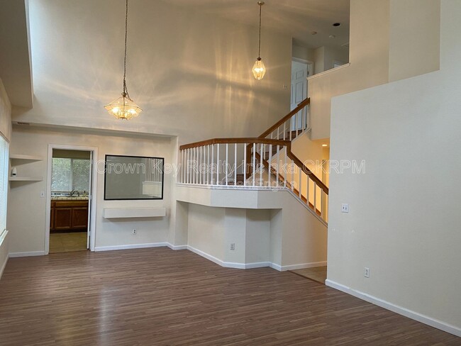 Photo - 960 Vallerand Rd