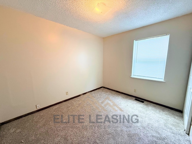 Photo - 2 Bedrooms | 1 Bathroom | Partial Fenced Yard